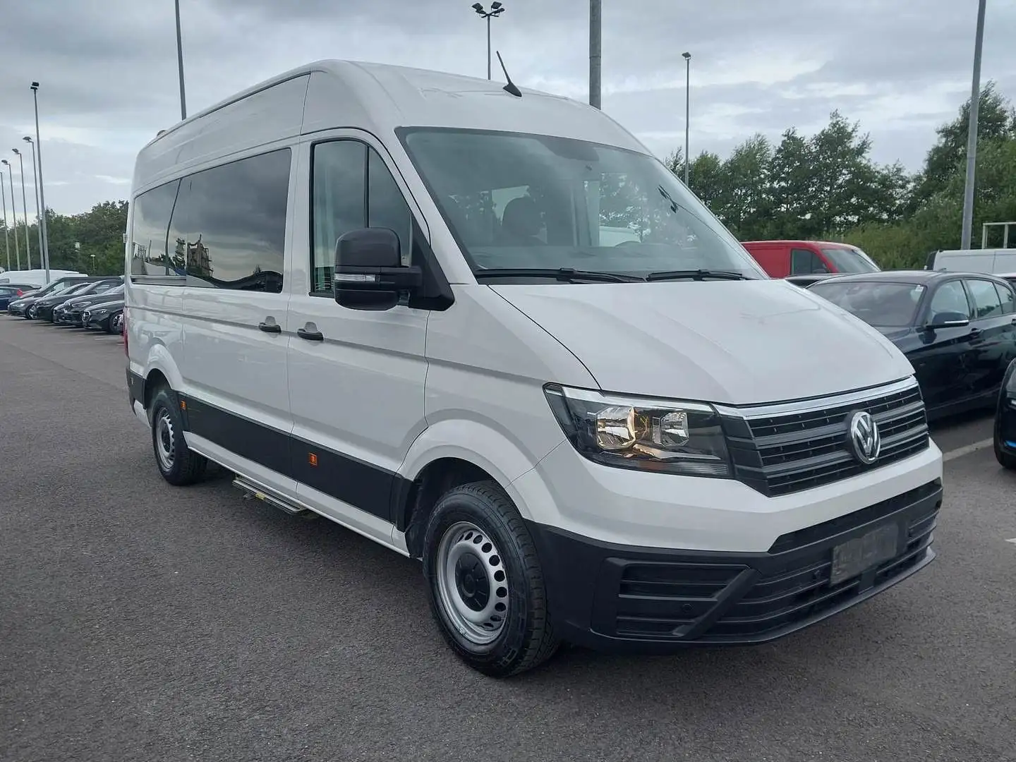 Volkswagen Crafter 35 mittellang Hochdach/ Rollstuhl /Rampe Wit - 2