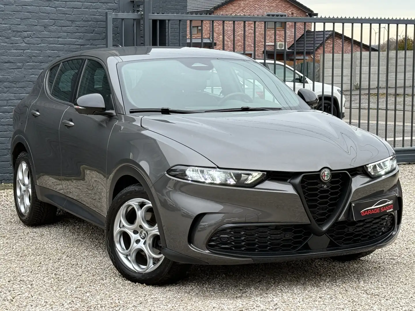 Alfa Romeo Tonale Tonale 1.6 DDCT Sprint /CarPlay/Led/Cam./Pdc/S.c/ Grijs - 2