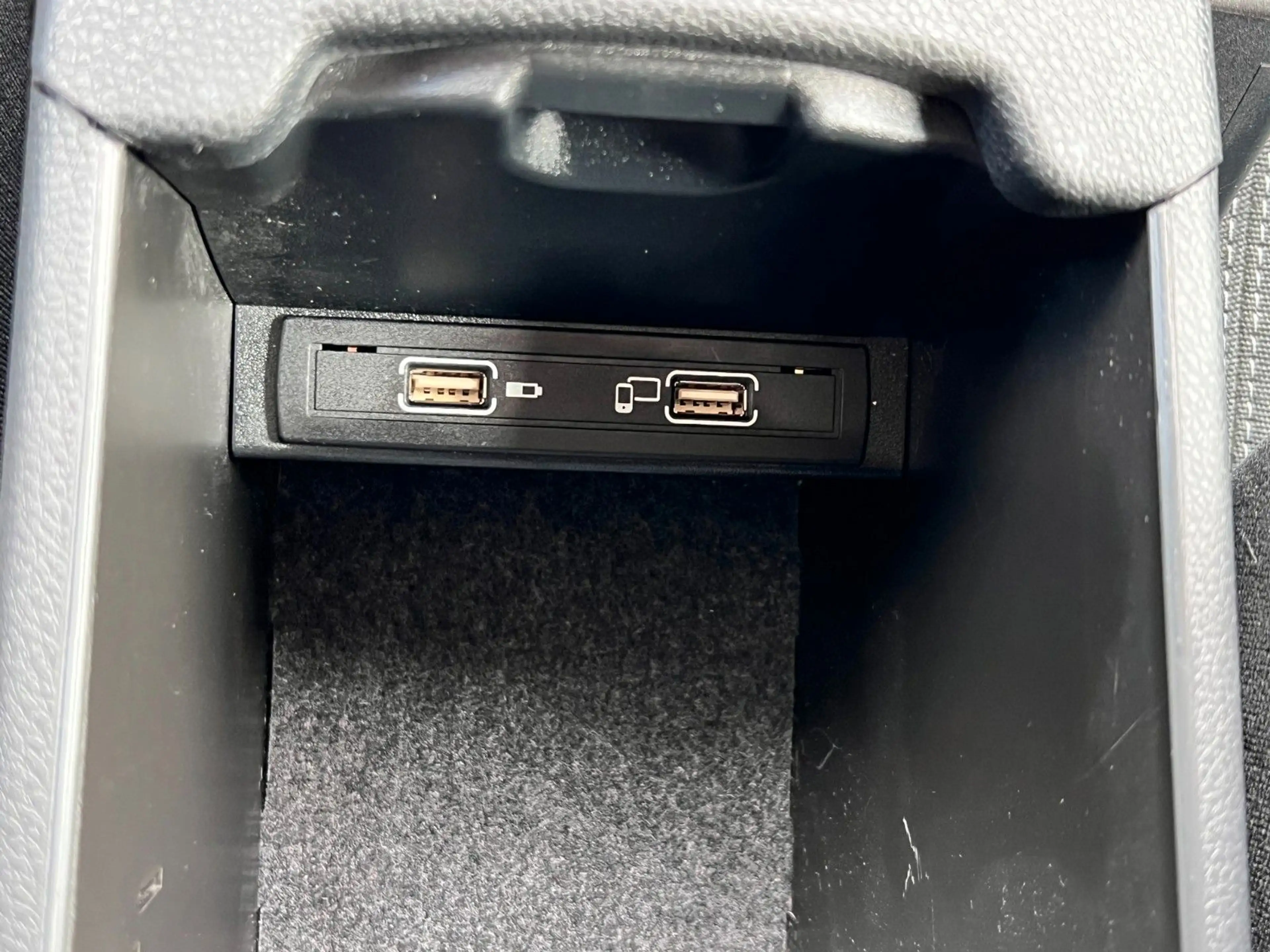 Mercedes-Benz B 180 B Style Keyless Start Navi Garmin Map AHK — photo 12
