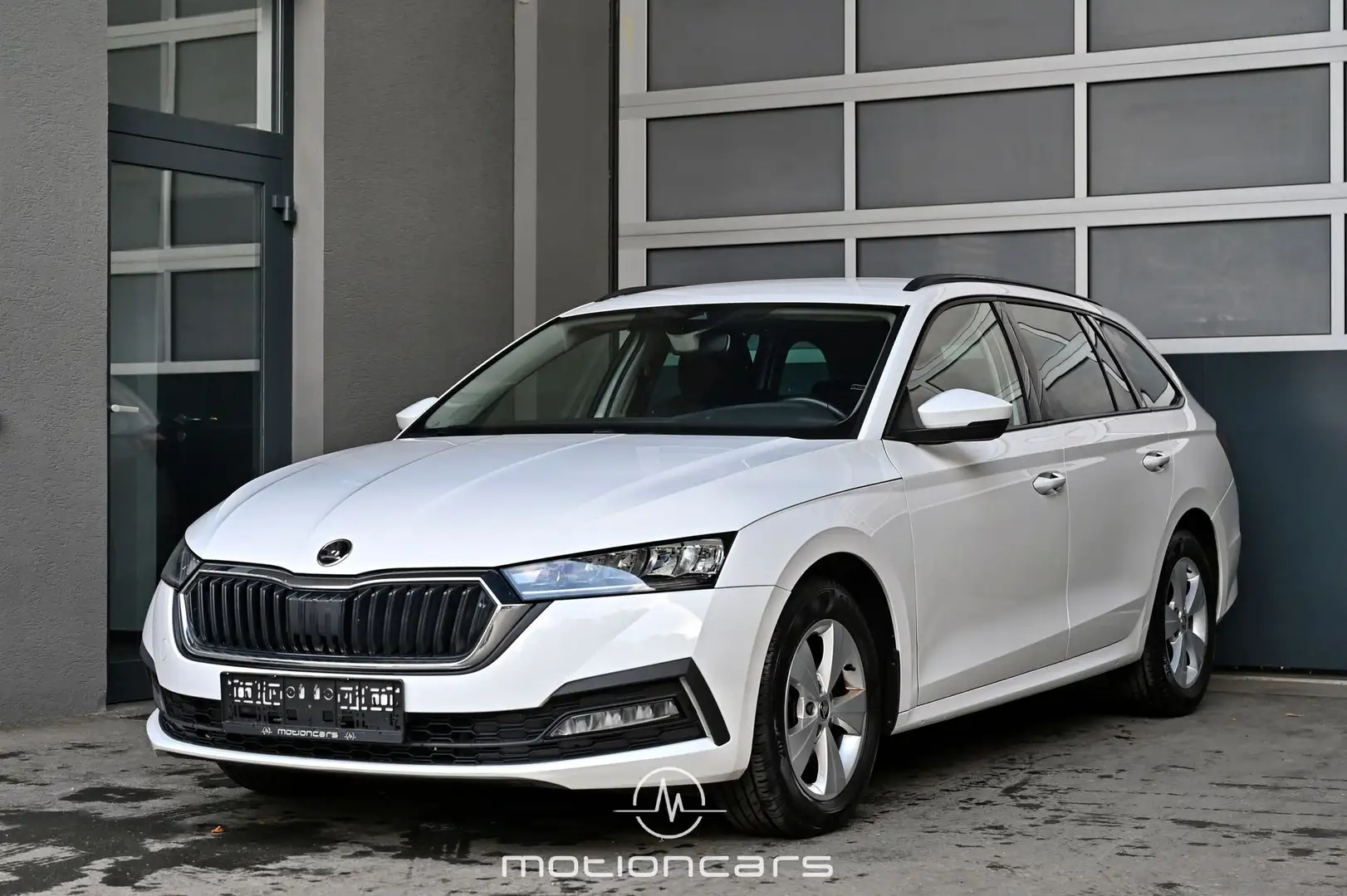 Skoda Octavia 2.0 TDI DPF Business Kombi Pickerl NEU Weiß - 1