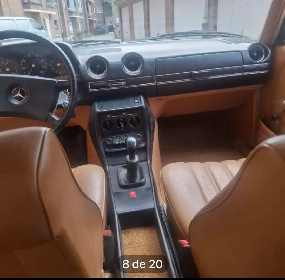 Mercedes-Benz 240 Blau - 1