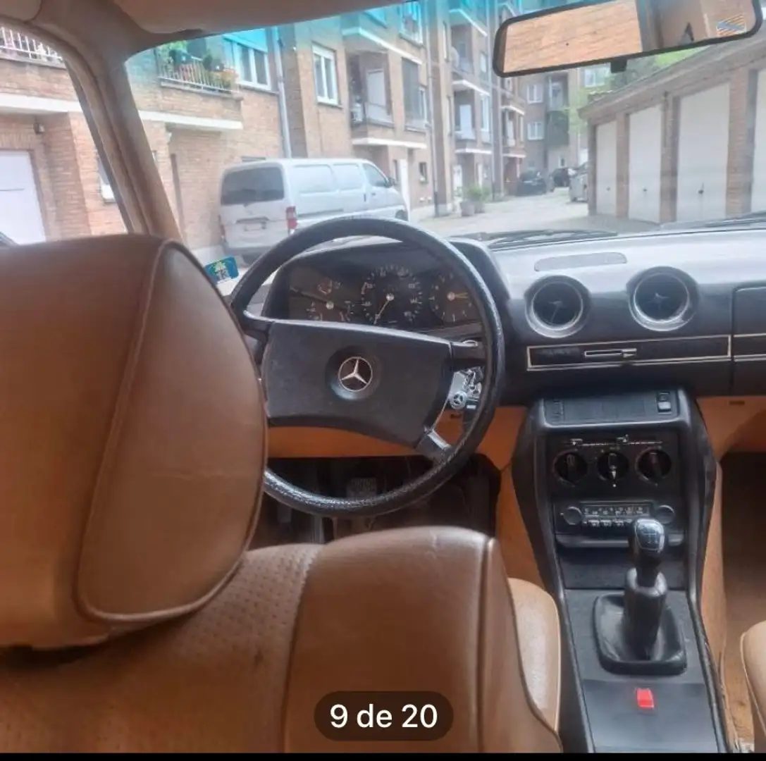 Mercedes-Benz 240 Blau - 2