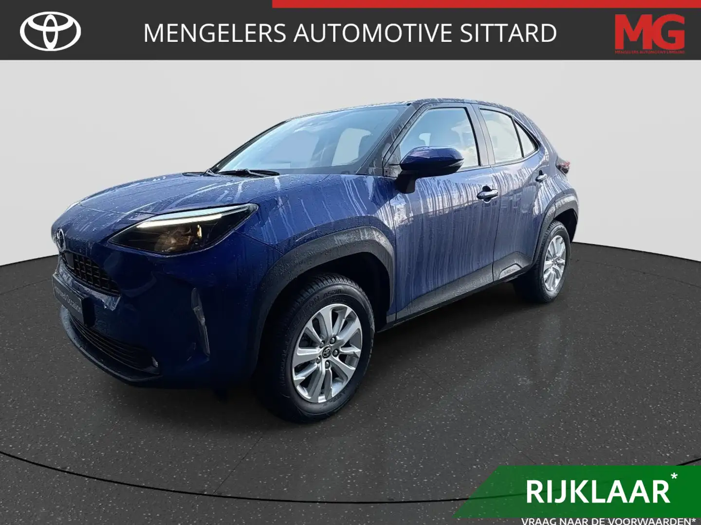 Toyota Yaris Cross 1.5 Hybrid Active | Rijklaar| Navi | 4 seizoen Blauw - 1