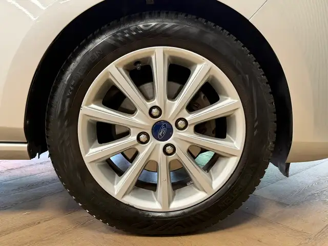 Ford Fiesta view 7