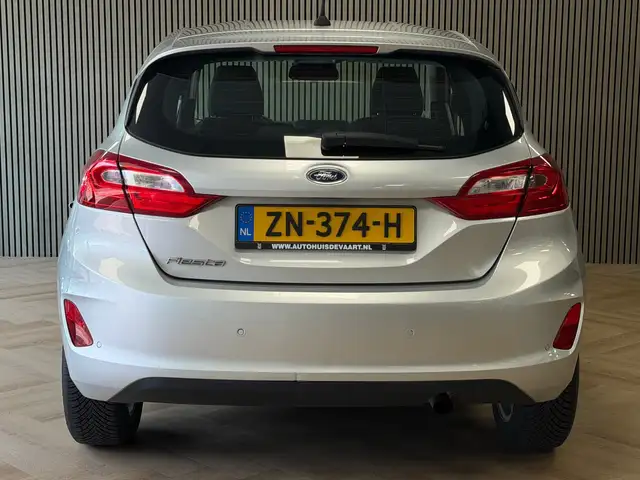 Ford Fiesta view 5