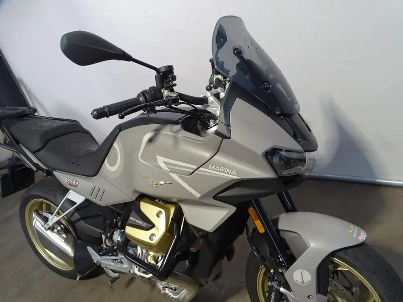 Moto Guzzi V 100 - foto 4