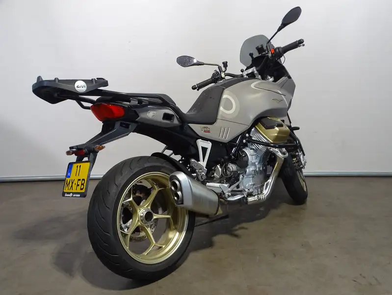 Moto Guzzi V 100 - foto 3