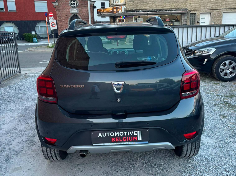 Dacia Sandero Stepway — photo 4