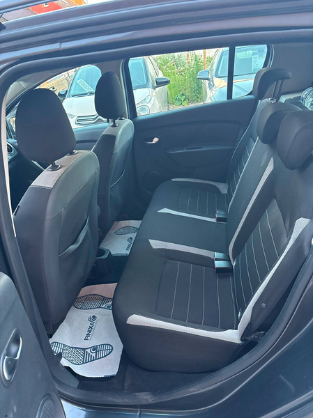Dacia Sandero Stepway — photo 10