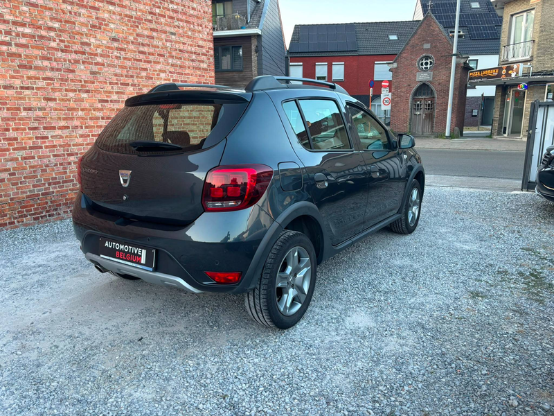Dacia Sandero Stepway — photo 5