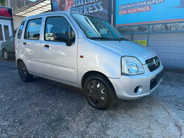 Opel Agila view 3