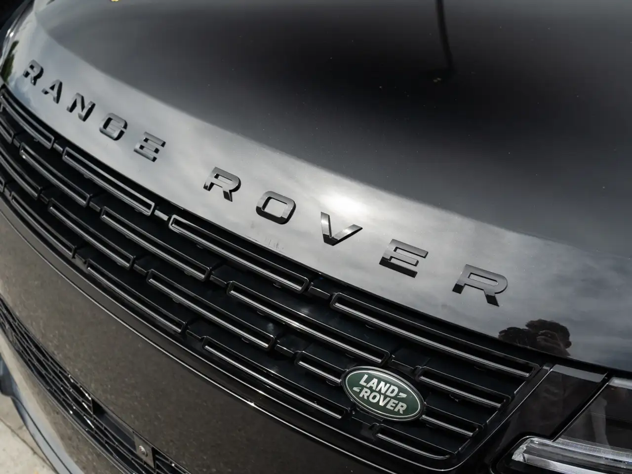 Land Rover Range Rover Sport снимка Land Rover Range Rover Sport