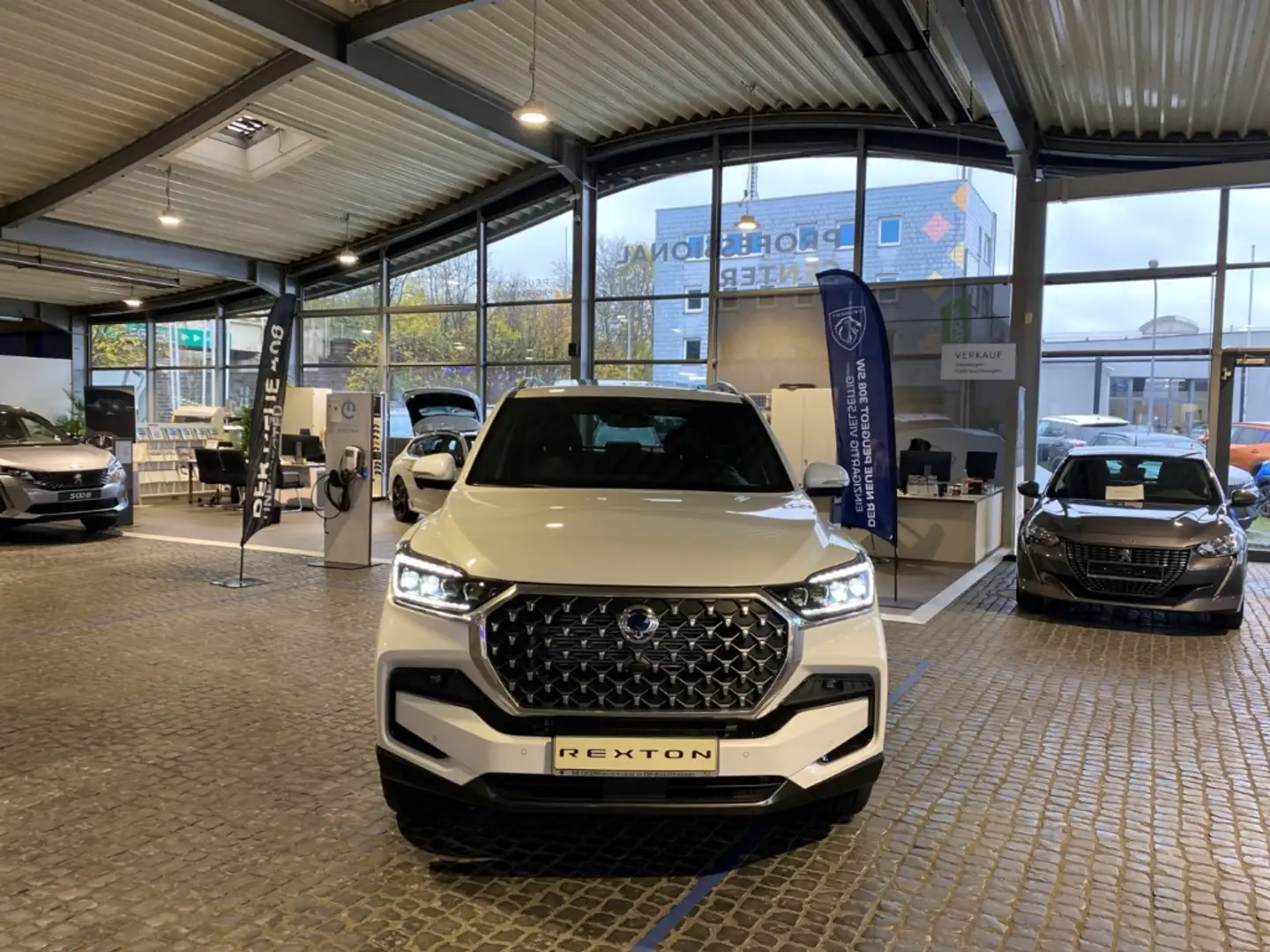 SsangYong Rexton 2.2 Diesel e-XDi Sapphire 4WD 8AT 7S *SHD*Leder* A Fehér - 2