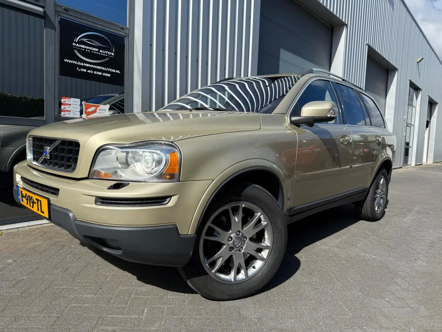Volvo XC90 3.2 V6 summum youngtimer 7 zits Grigio - 1