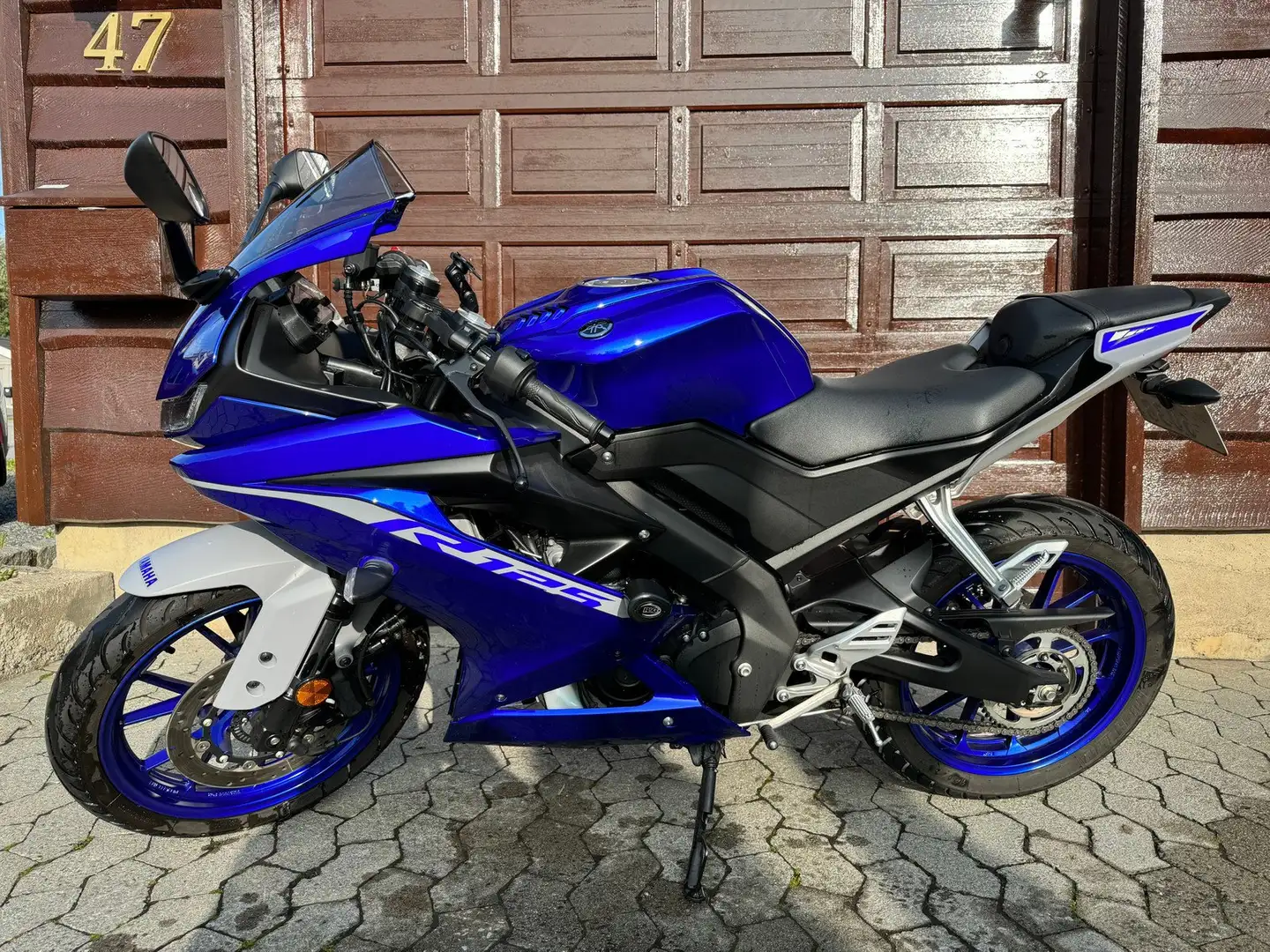 Yamaha YZF-R125 Blau - 2