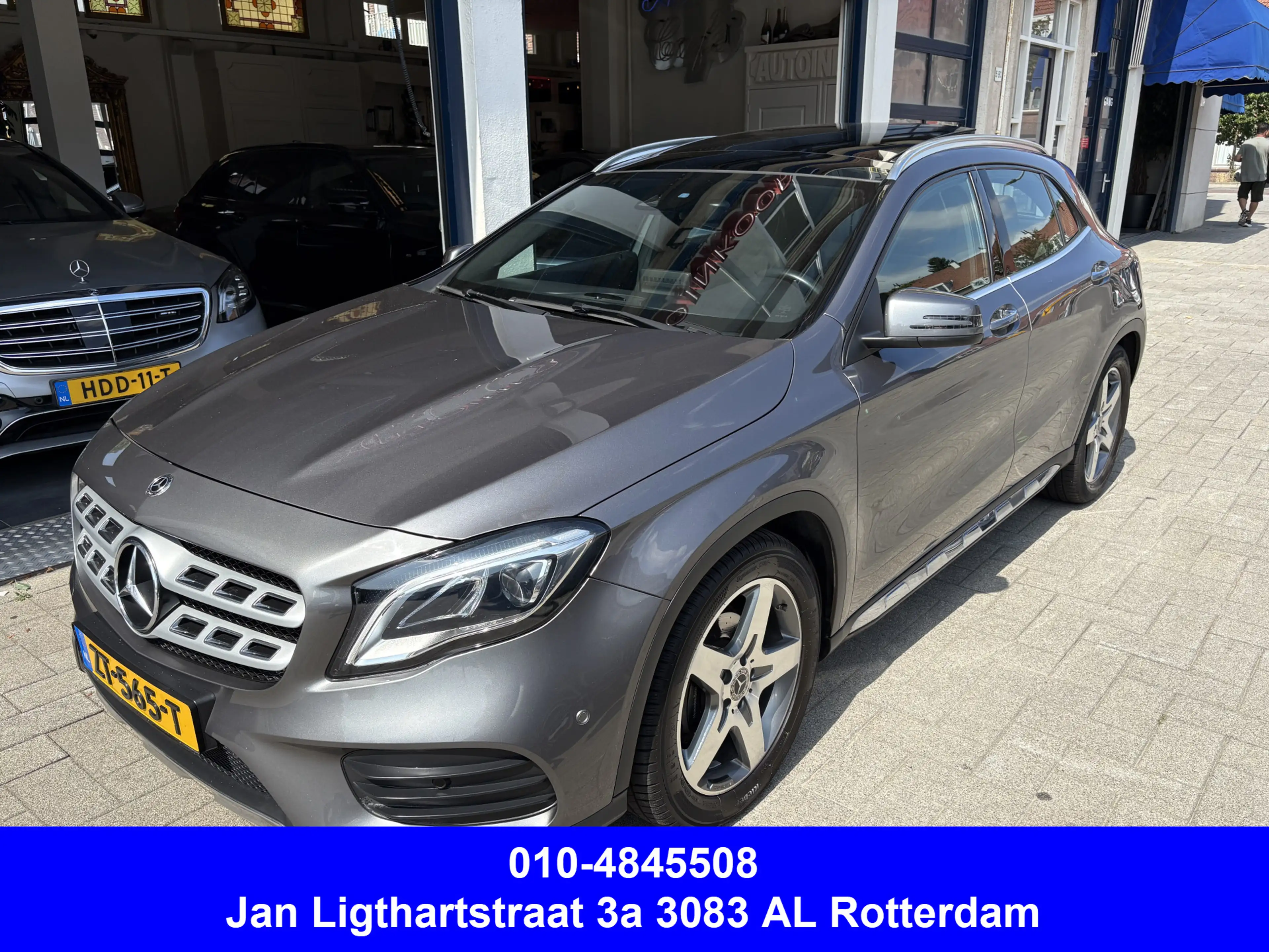Mercedes-Benz GLA 180 Business Solution AMG NL AUTO/NAP/PANO/FULL OPTION