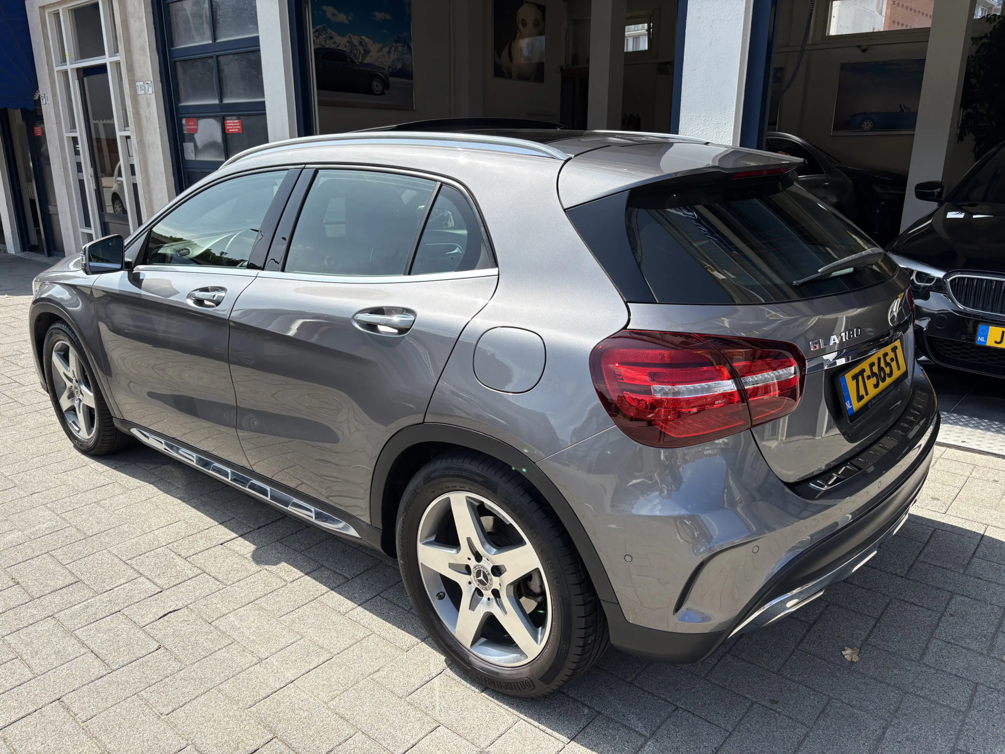 Mercedes-Benz GLA 180 Business Solution AMG NL AUTO/NAP/PANO/FULL OPTION — photo 5