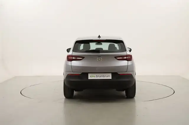 Opel Grandland X view 4