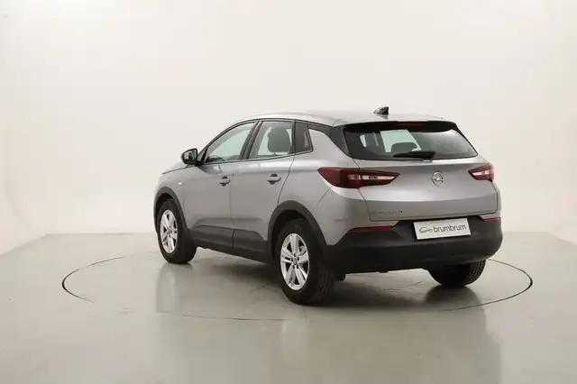 Opel Grandland X view 3