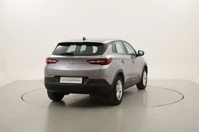 Opel Grandland X view 5