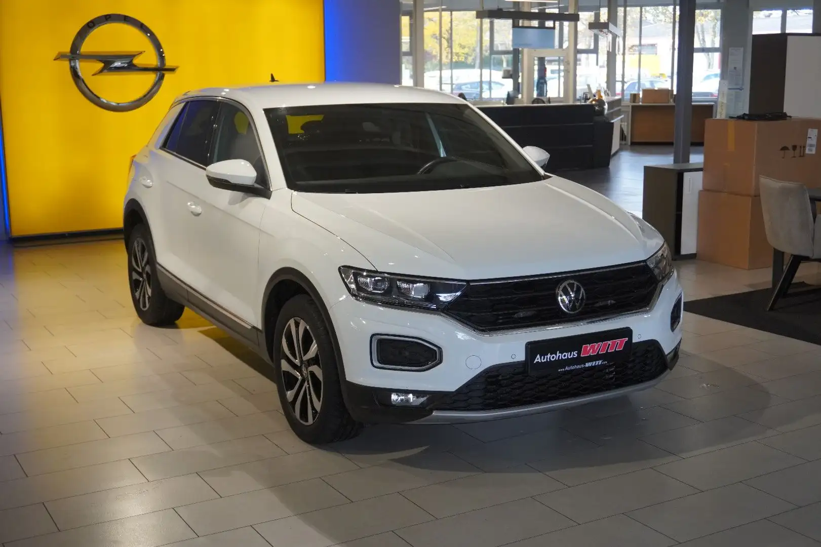 Volkswagen T-Roc Sport Aut.*LED*NAVI*AHK*KAMERA Weiß - 1