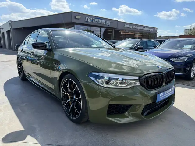 BMW M5 view 3