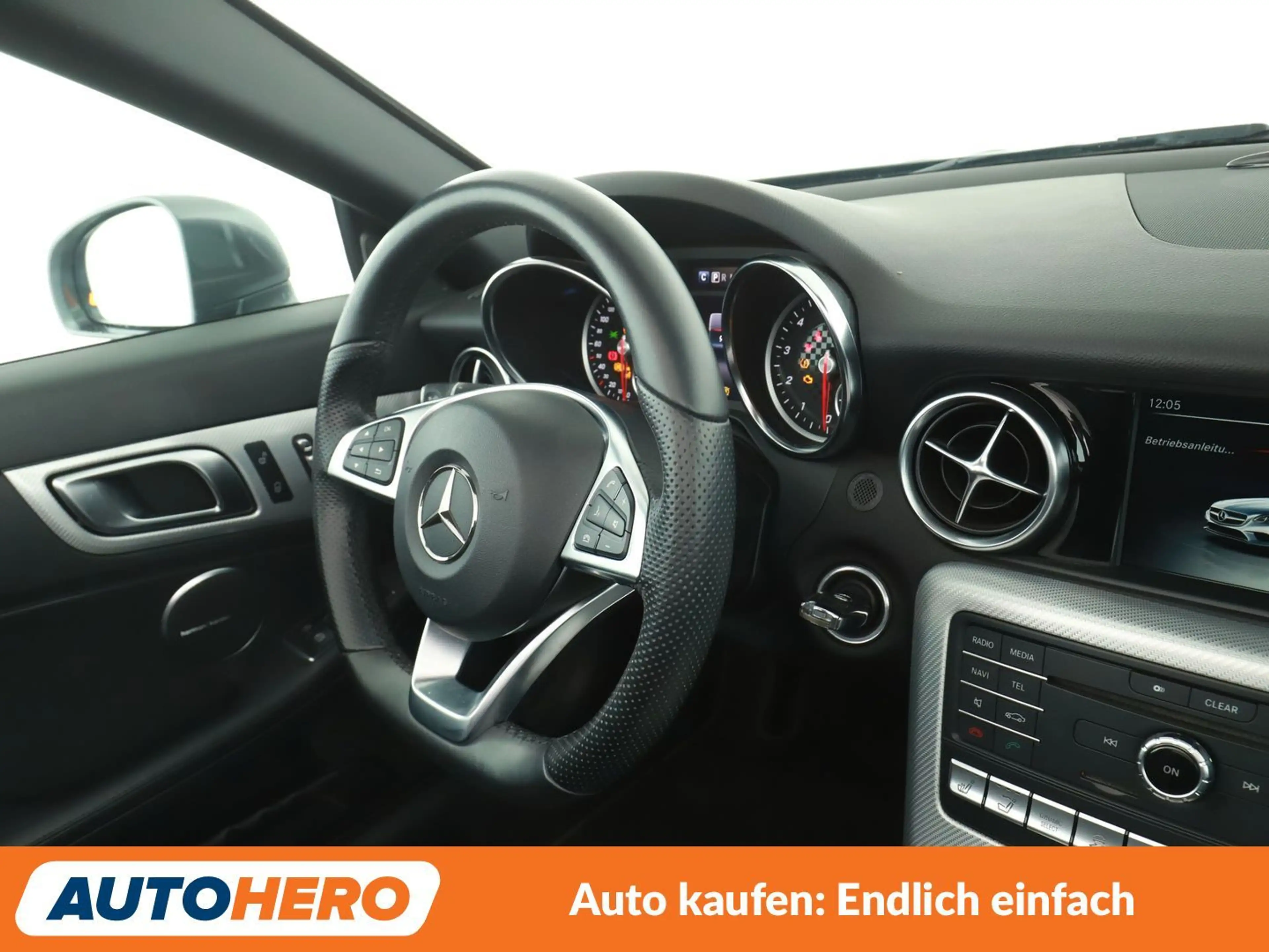 Mercedes-Benz SLC 300 AMG Line Aut.*NAVI*PDC*SHZ*TEMPO* — photo 13