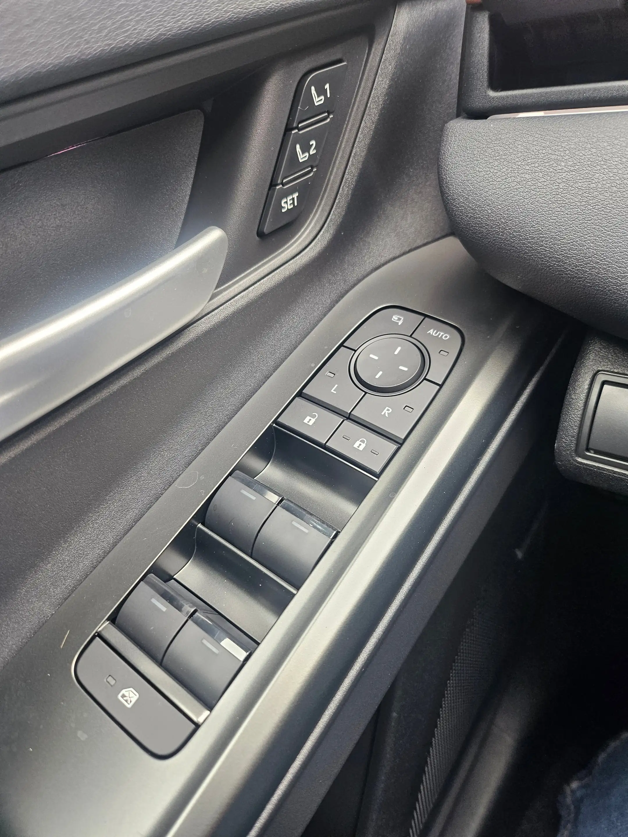 Subaru Uncharted 77 AWD Platinum plus — photo 15