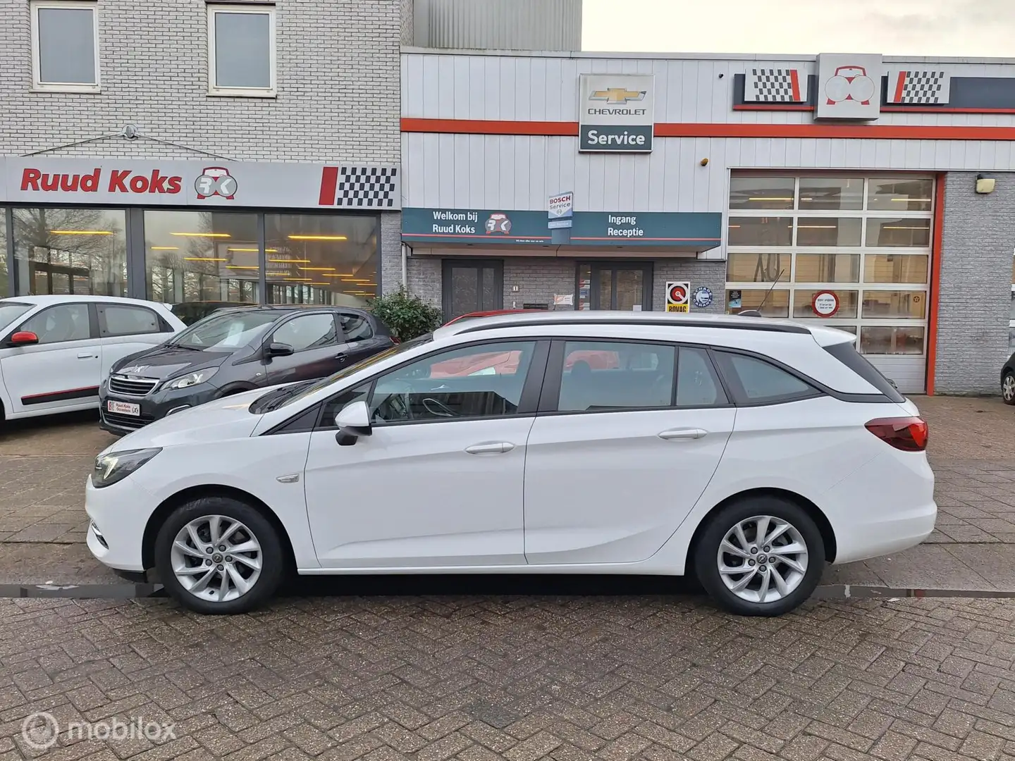 Opel Astra SPORTS TOURER 1.2 EDITION Blanc - 2