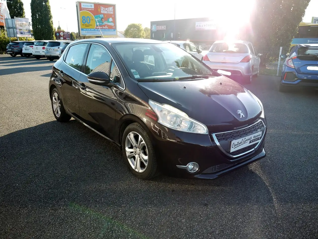 Peugeot 208