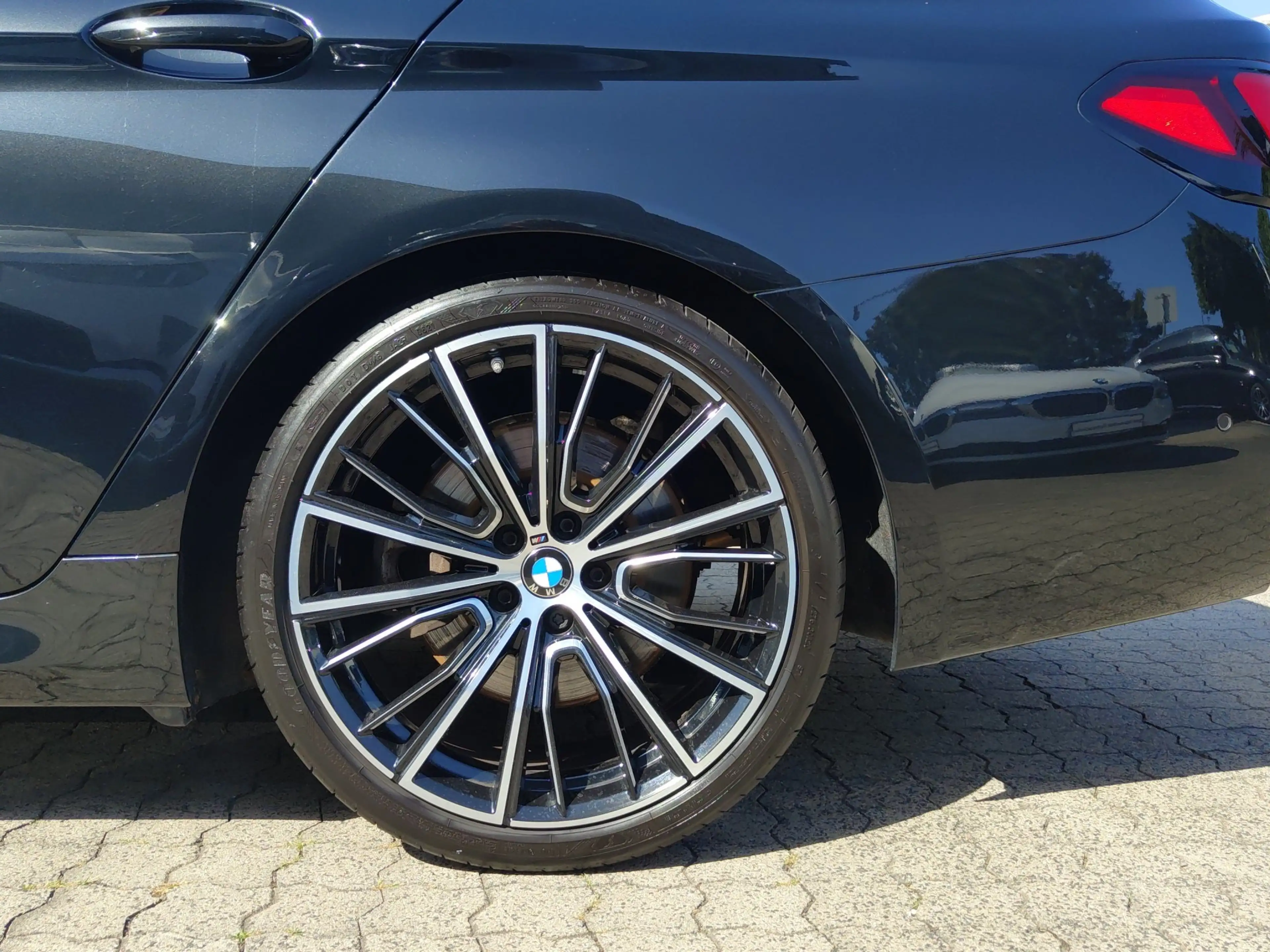 BMW 540 i xDrive SAG M Sport HDU/LED+/CAM/ACC/4xAC — photo 12