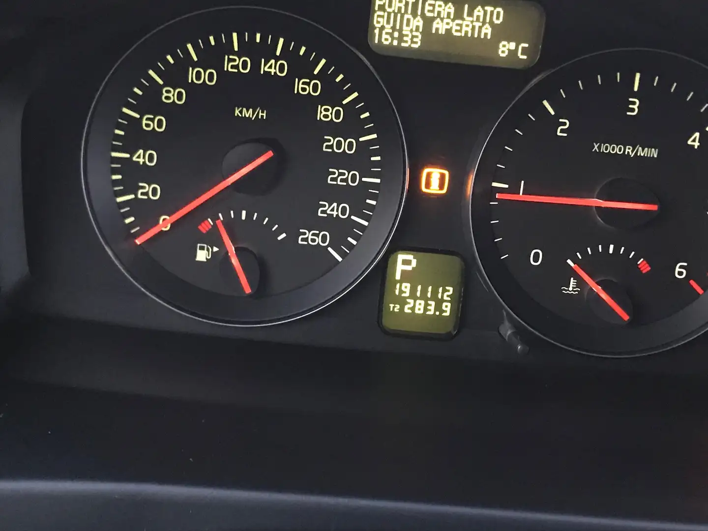 Volvo V50 V50 2.0d Momentum automatica cerchi da "17" Argento - 2