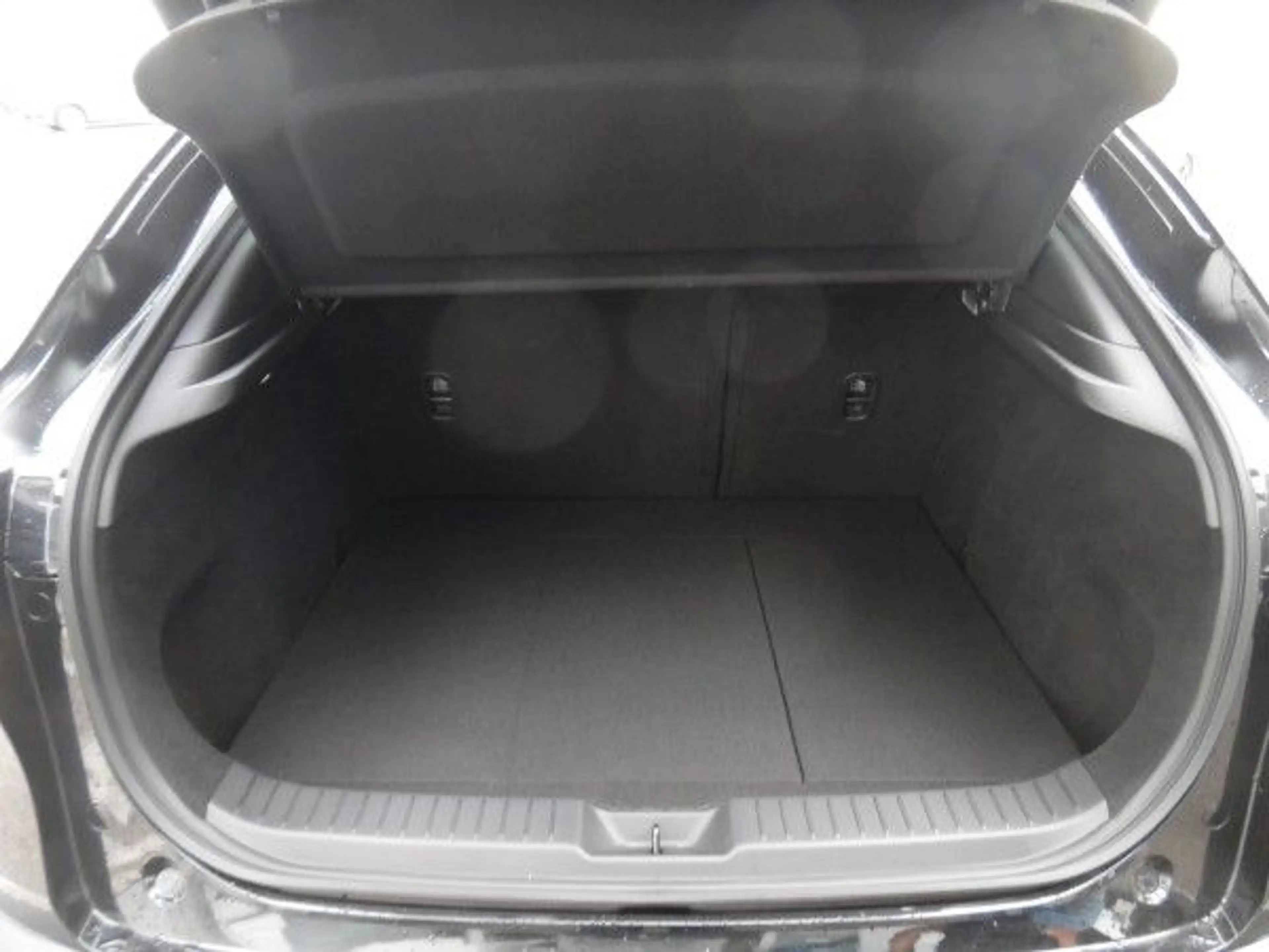 Mazda CX-30 e-SKYACTIV-G M-Hybrid 140 Takumi AT — photo 9