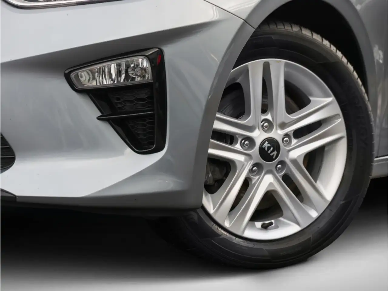 Kia Ceed Vision 1.6 CRDi Mild Hybrid 6-Gang Navi Kamera, миниатюра 4