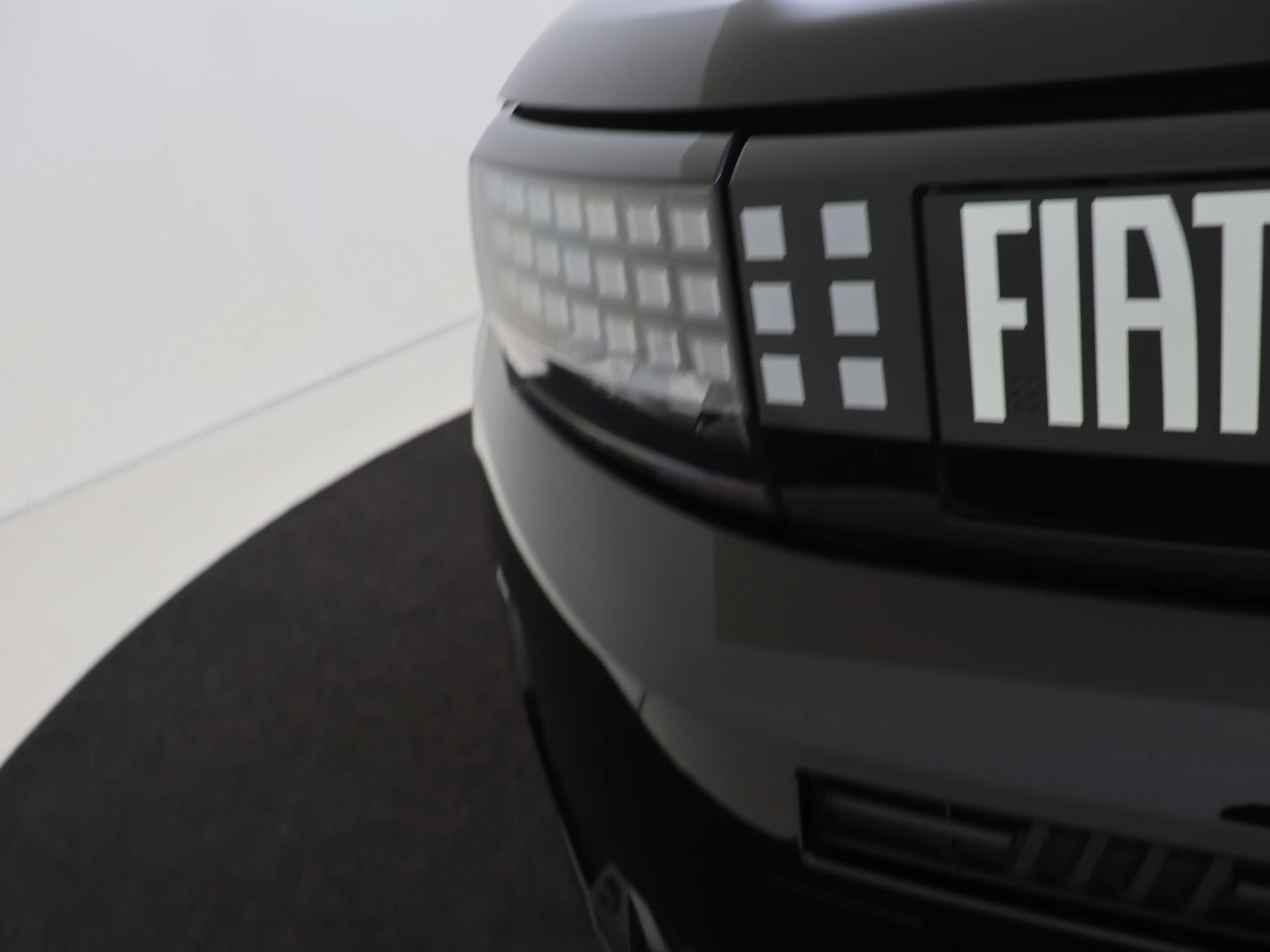 Fiat Grande Panda La Prima 11 kW 44 kWh | Winter Pakket | Camera | C — photo 13