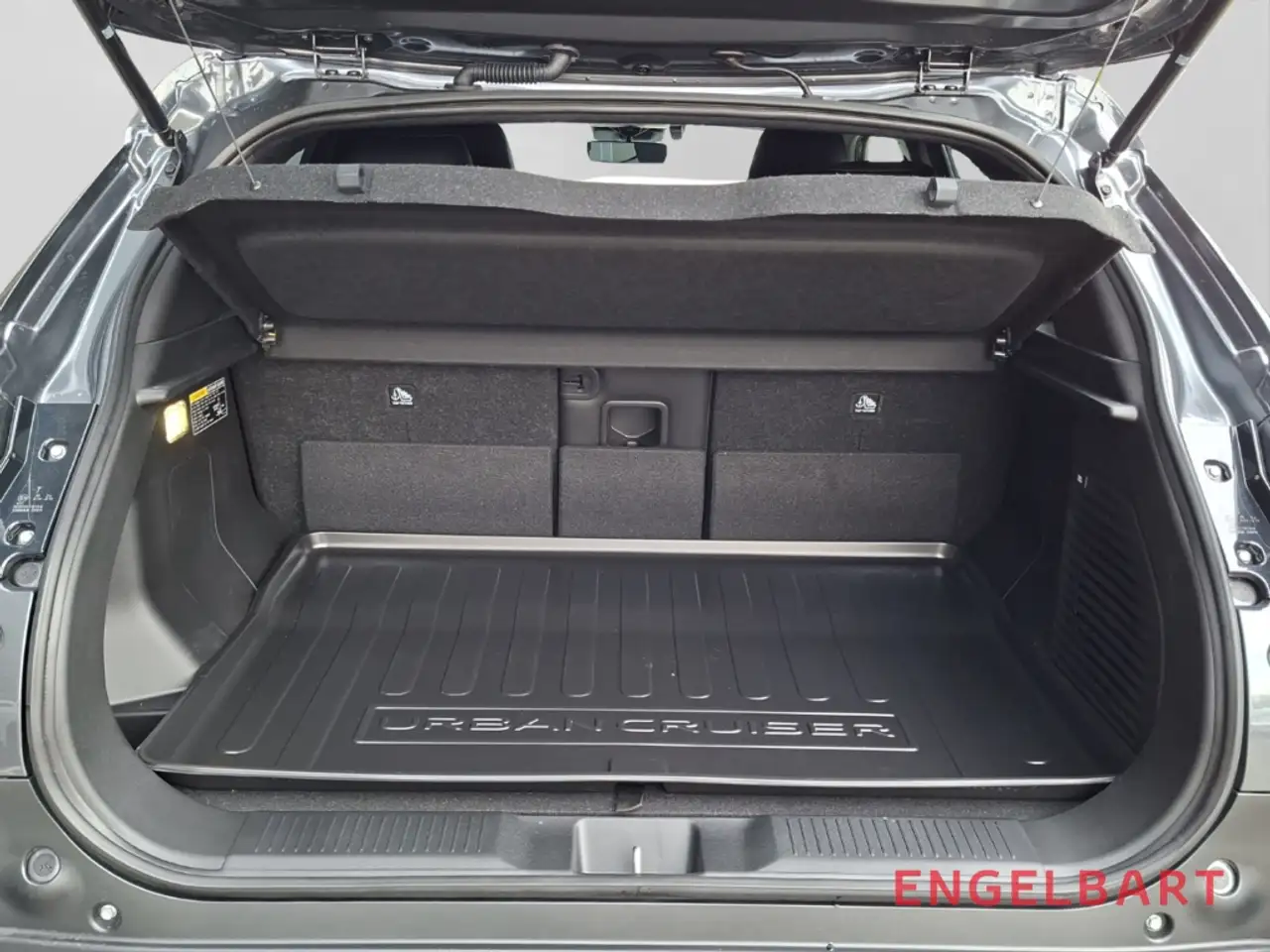 Toyota Urban Cruiser 128 kW FWD Lounge 13