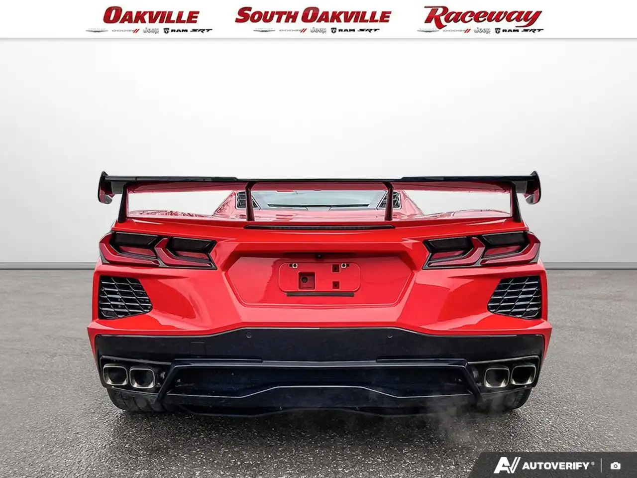 Chevrolet Corvette снимка Chevrolet Corvette