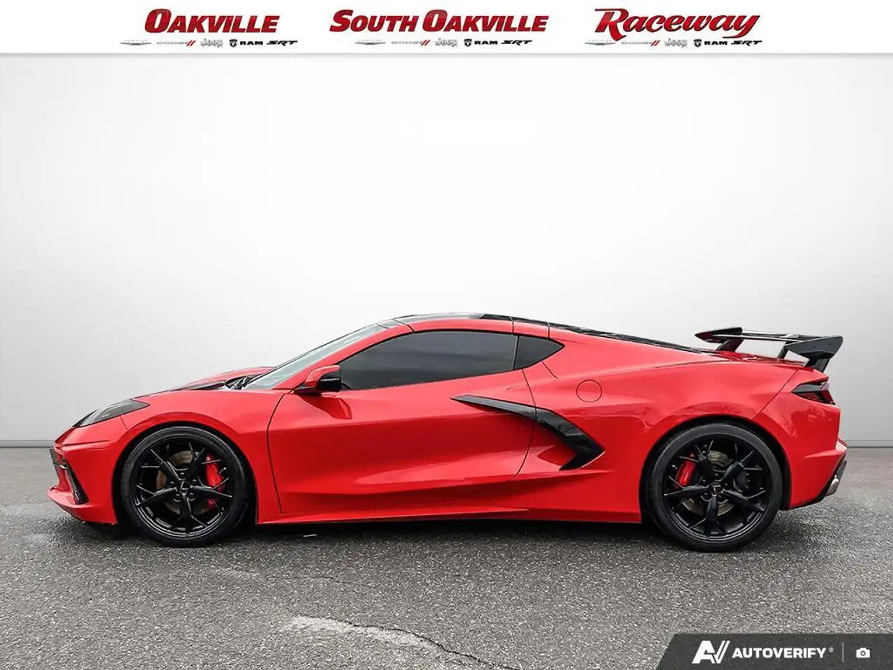 Chevrolet Corvette снимка Chevrolet Corvette