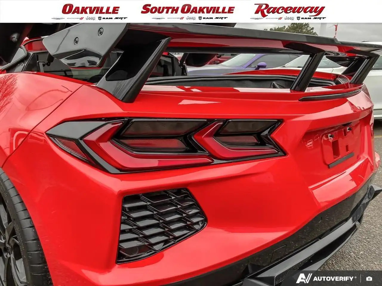 Chevrolet Corvette снимка Chevrolet Corvette