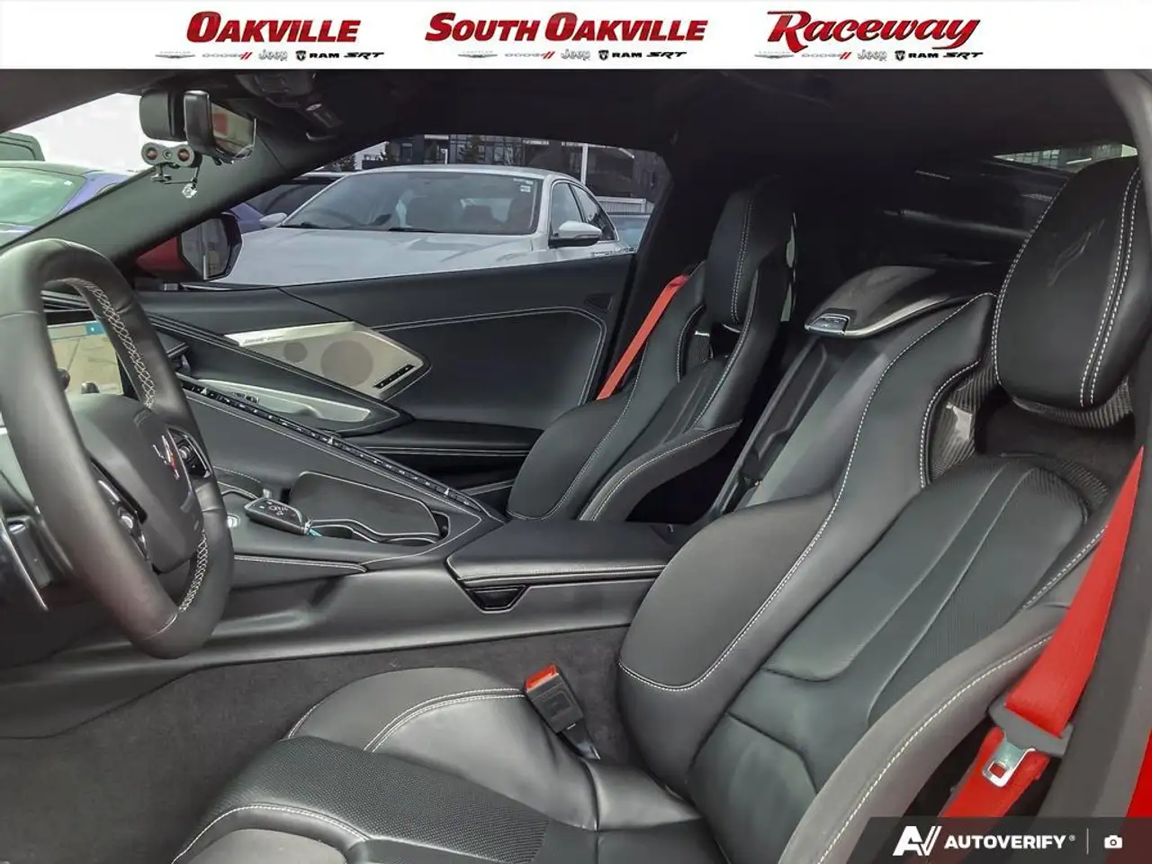 Chevrolet Corvette снимка Chevrolet Corvette