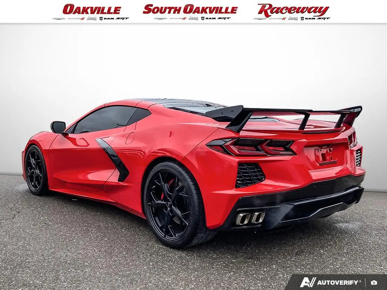 Chevrolet Corvette снимка Chevrolet Corvette