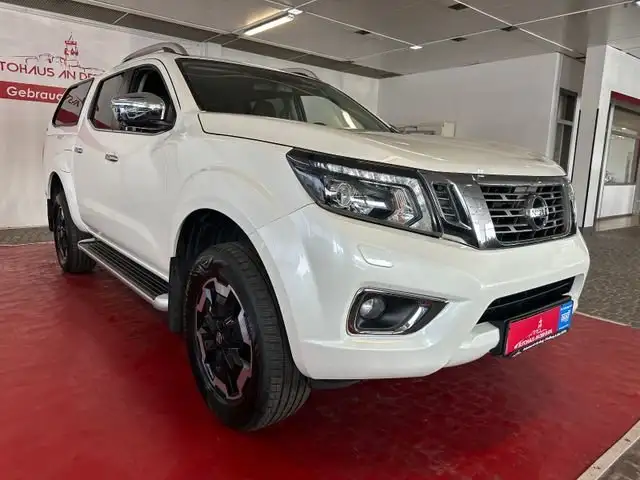 Nissan NP300 Visia Double Cab 4x4