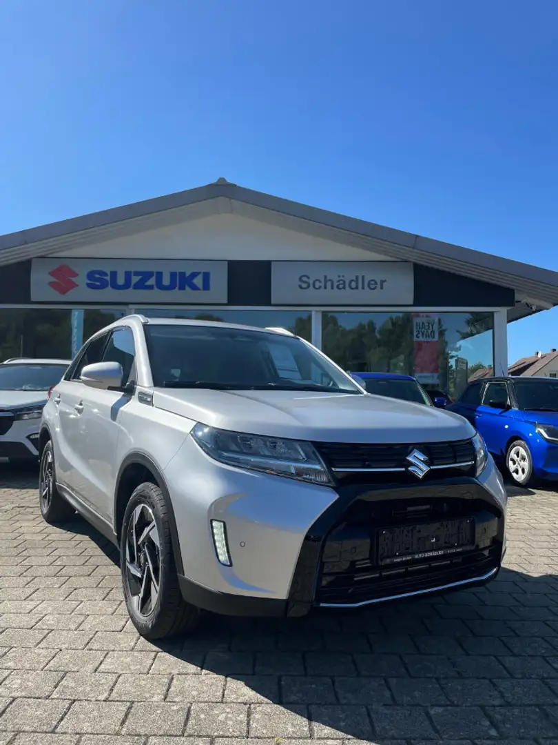 Suzuki Vitara 1.4 Mild-Hybrid Comfort+ 4x4 Silber - 1