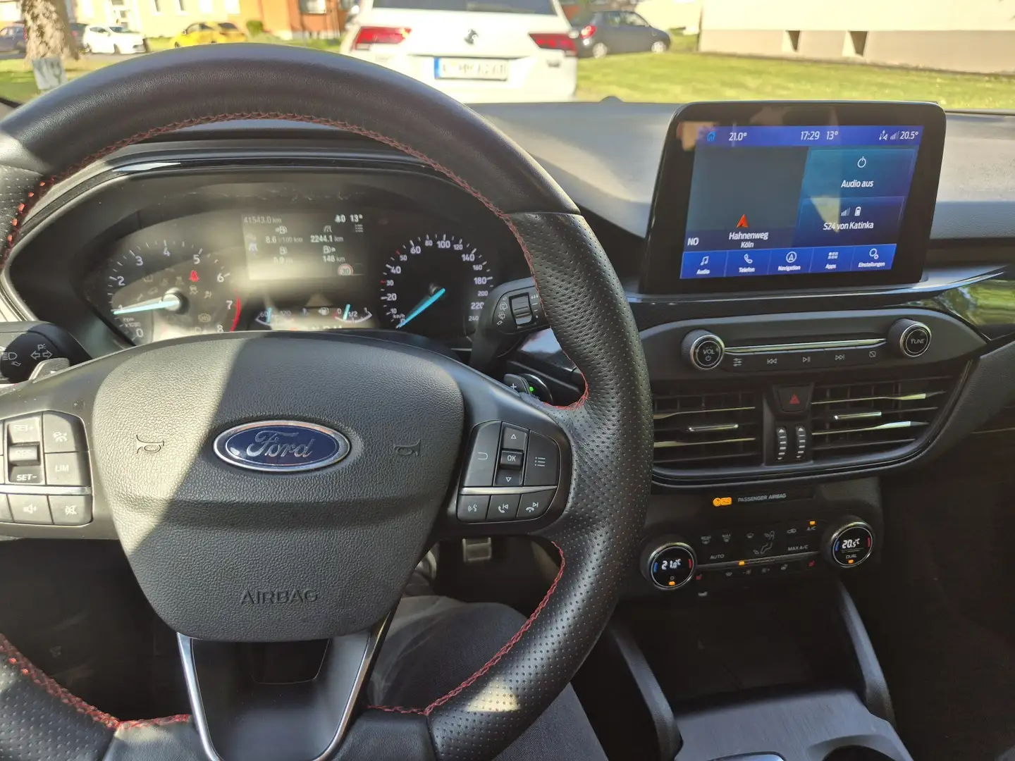 Ford Focus ST-Line Schwarz - 2