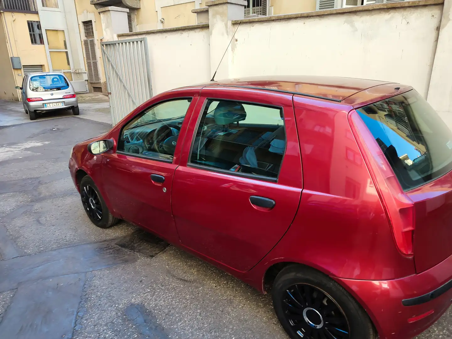 Fiat Punto Punto 1.2 Dynamic 5 porte Rosso - 2