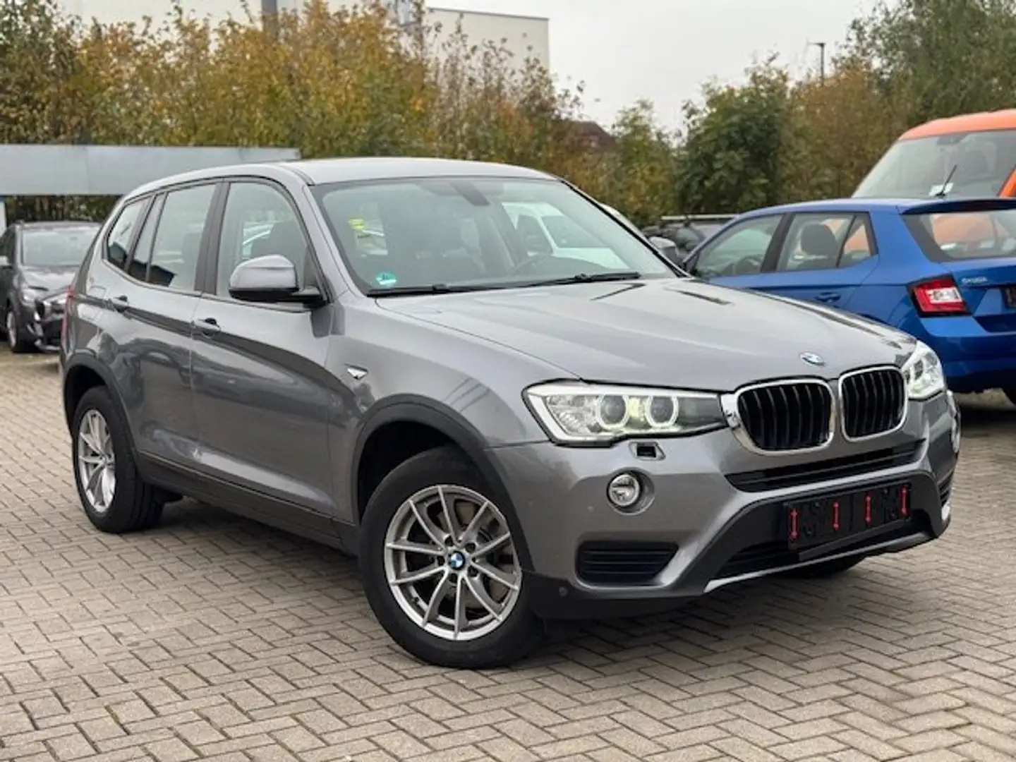 BMW X3 xDrive20d Grau - 2