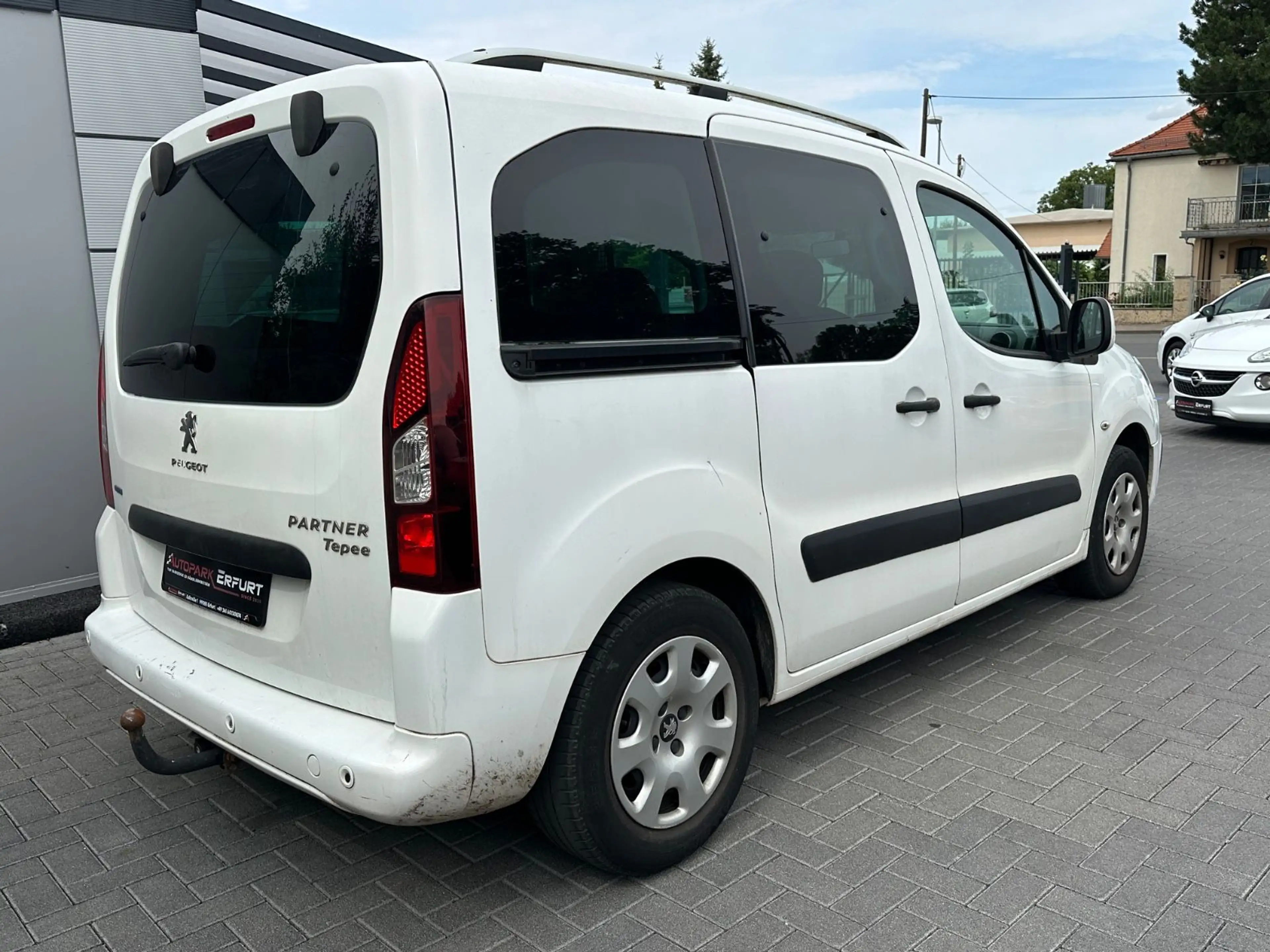 Peugeot Partner Active Automatik*Klima*Temp*PDC*AH — photo 7