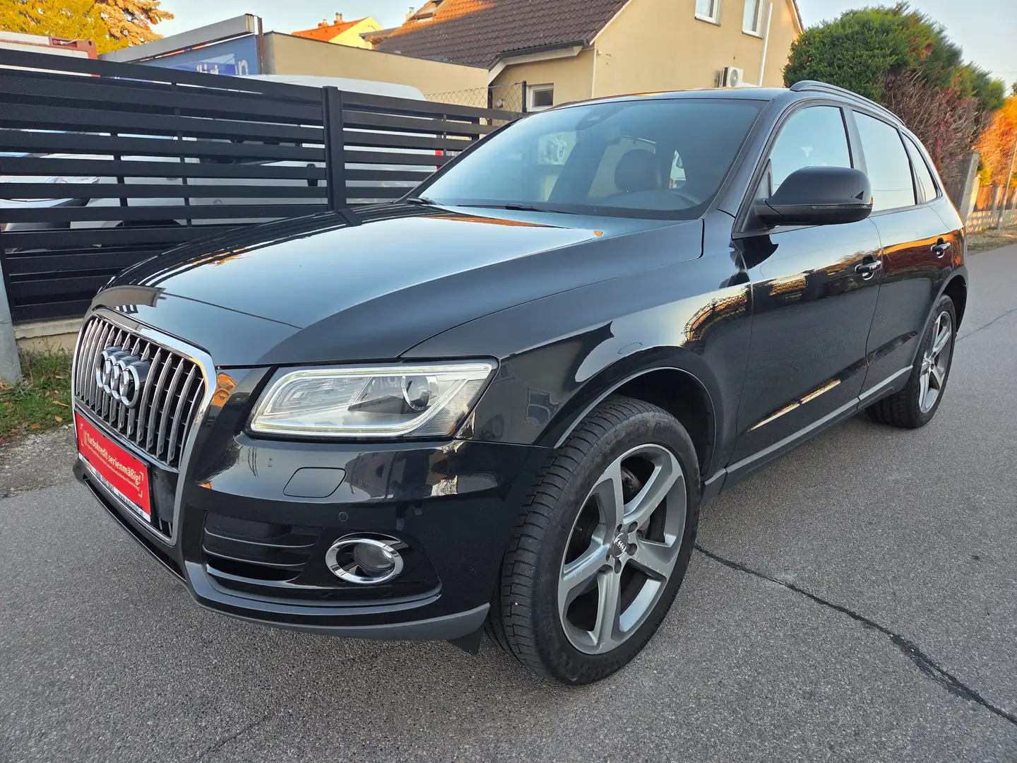 Audi Q5 3,0 TDI quattro DPF S-tronic (291PS) Schwarz - 1