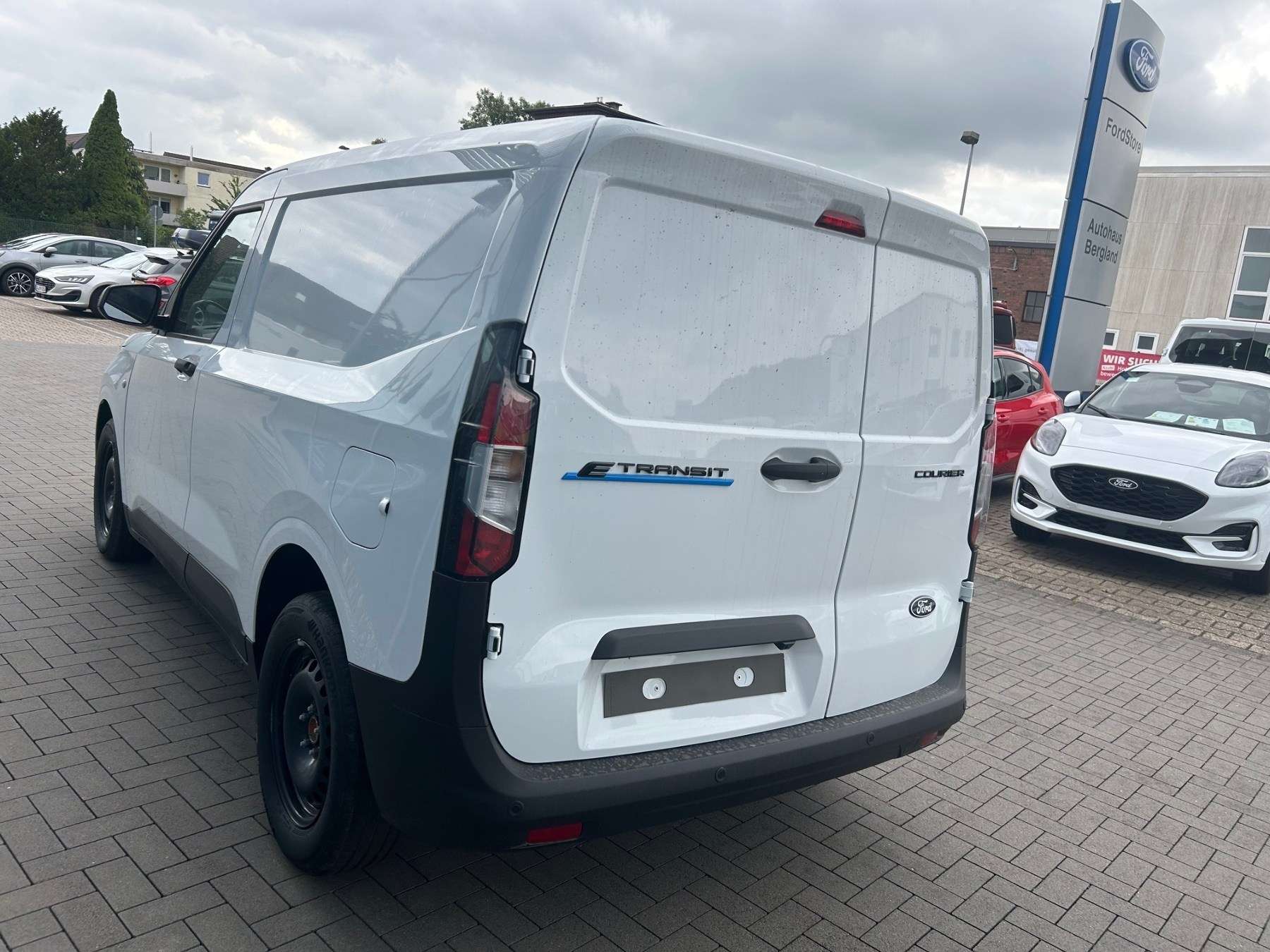 Ford Transit Courier