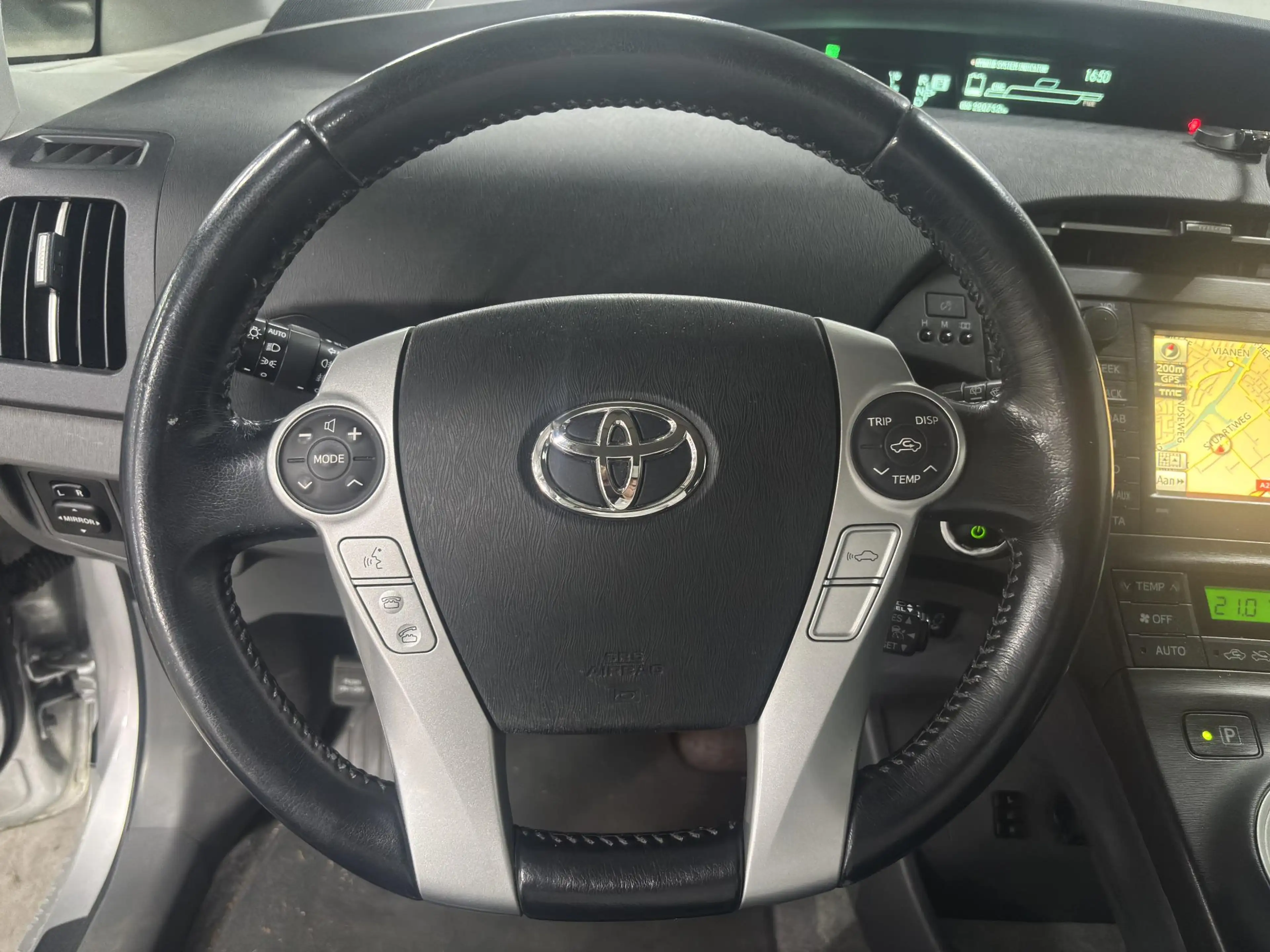 Toyota Prius 1.8 Executive NL Auto, onderhoud op orde, 2e eigen — photo 9